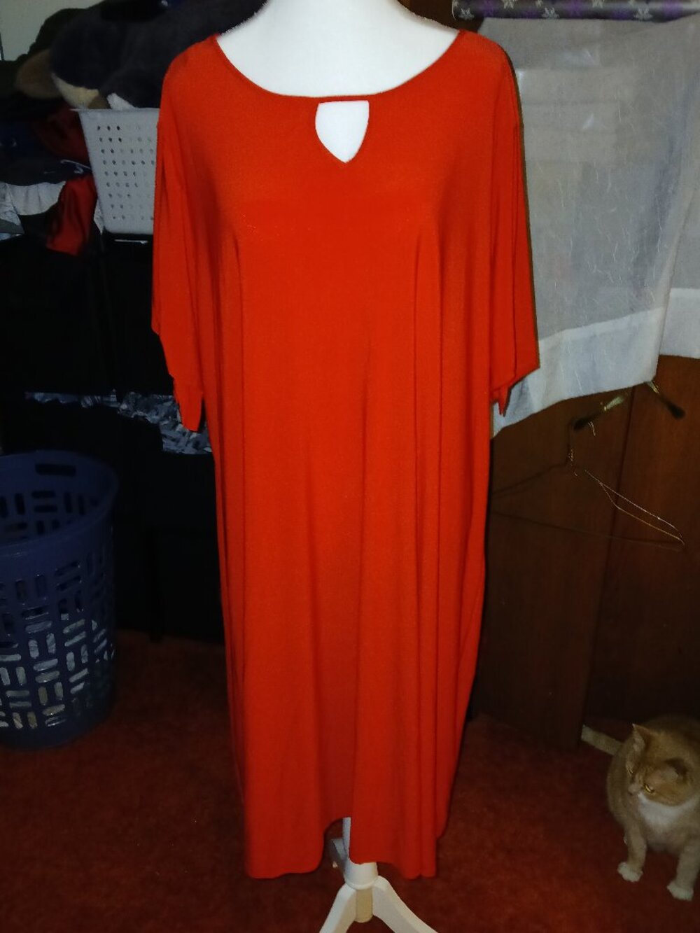 CJ Banks 3X Women Plus Red Maxi Dress Keyhole Neckline Muumuu